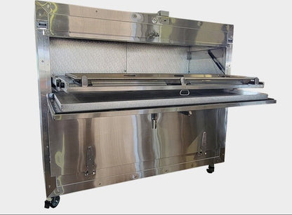 Model 1070-2MBS vault cooler door detail, individual chamber stainless construction