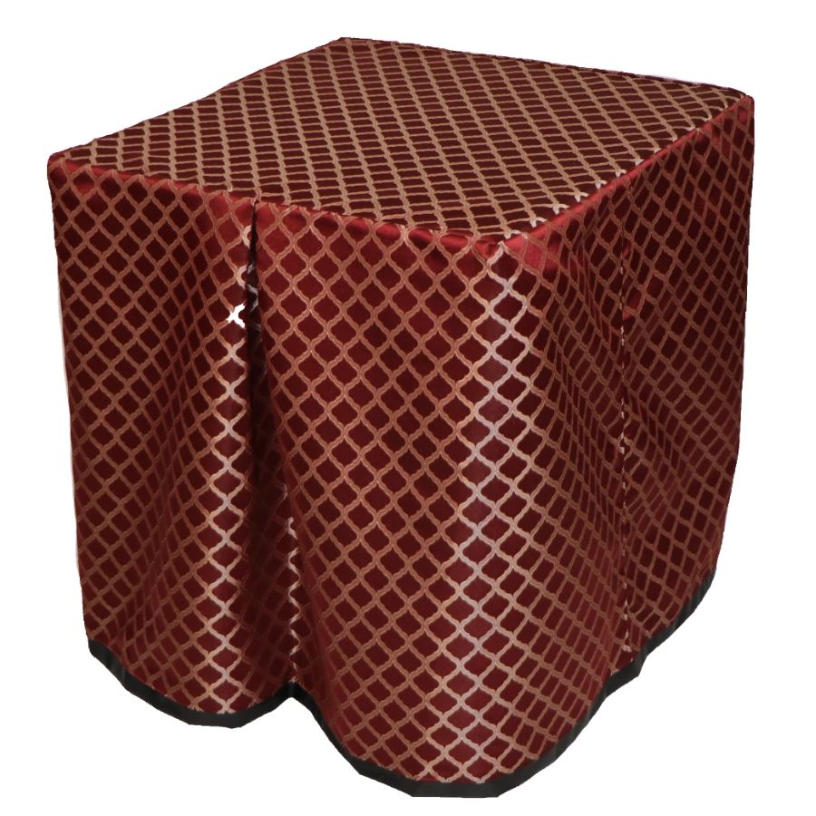 Brick Red Lattice Presentation Table