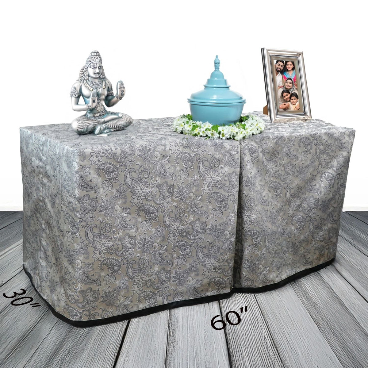 Porcelain Floral Presentation Table - Plus